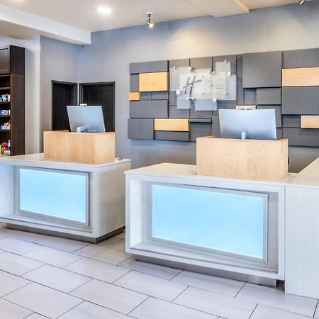 Holiday Inn Express & Suites - Colorado Springs Afa Northgate By Ihg Exterior photo